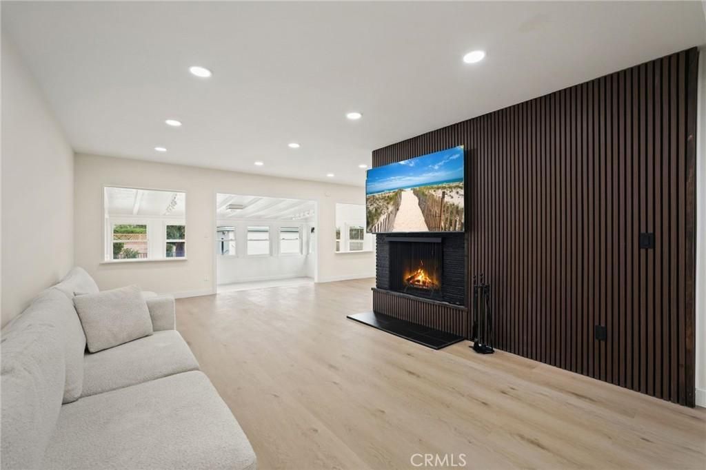 MLS #SR25196420 image #0