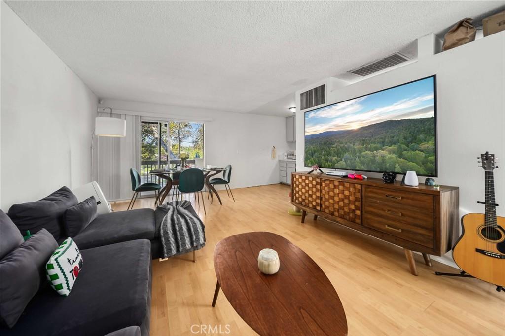 MLS #SR25206609 image #0