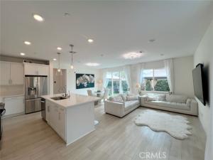 MLS #SR25207368 image #0