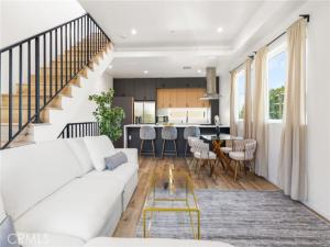 MLS #SR25220437 image #0