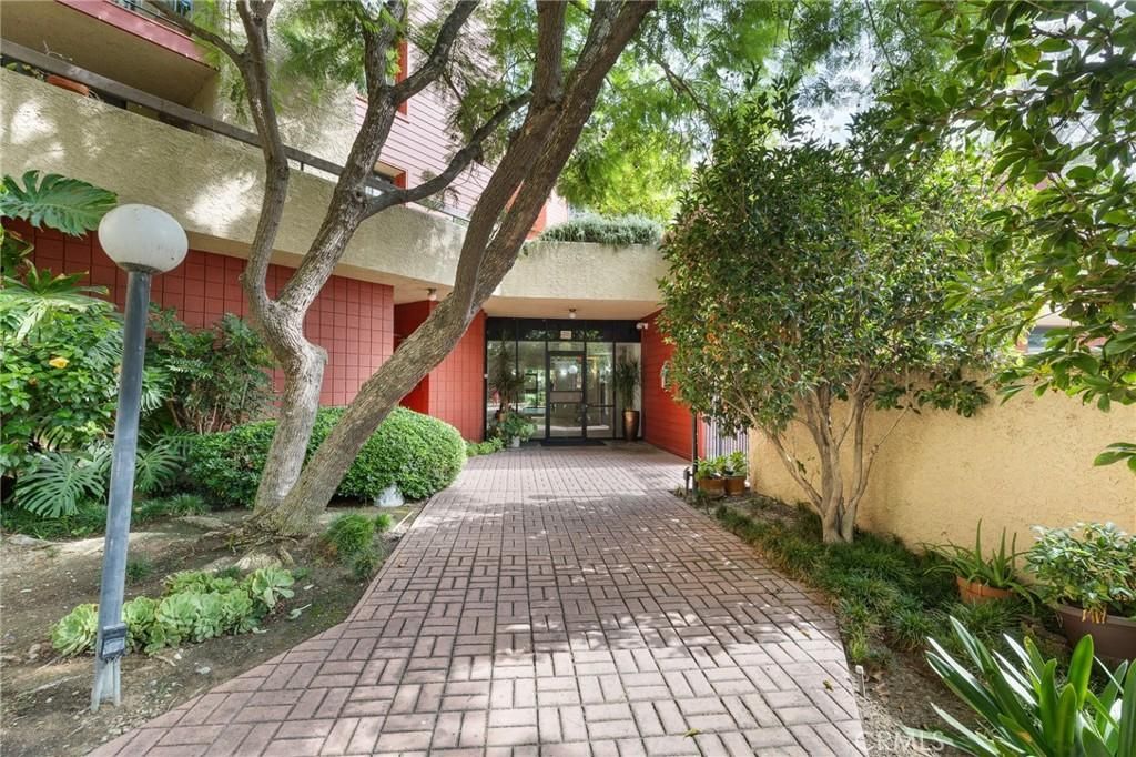 MLS #SR25223518 image #0