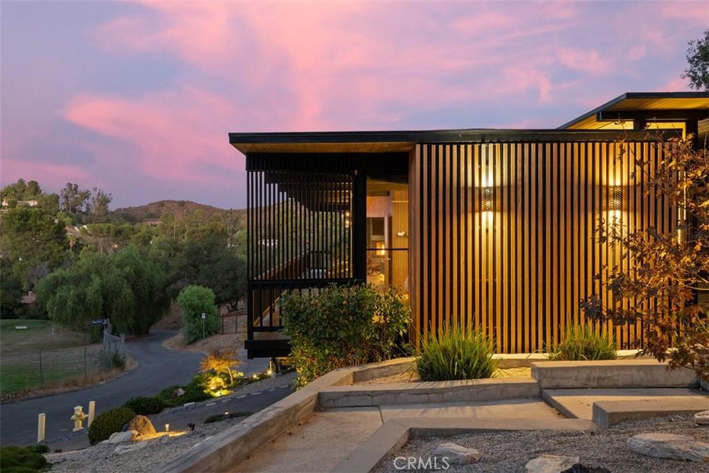 MLS #SR25224278 image #0