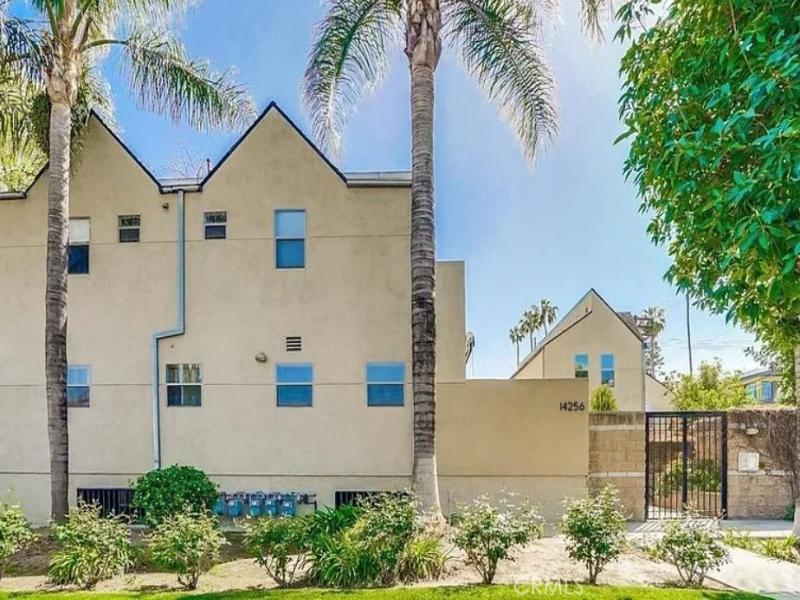 MLS #SR25235281 image #0