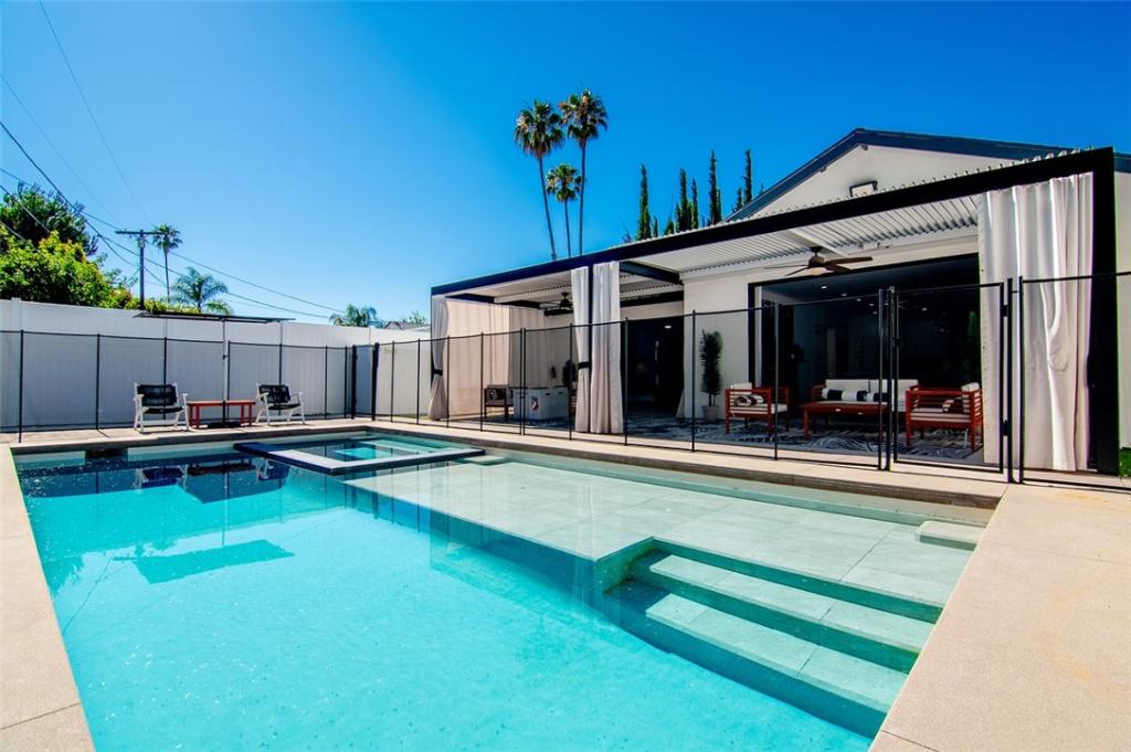 MLS #SR25238455 image #0