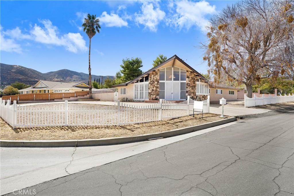 MLS #SR25239775 image #0