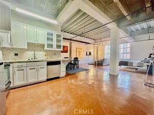 MLS #SR25242730 image #0