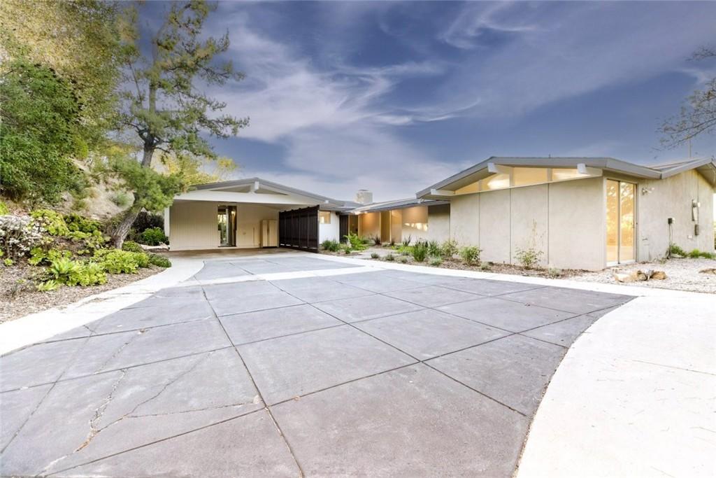 MLS #SR25243669 image #0