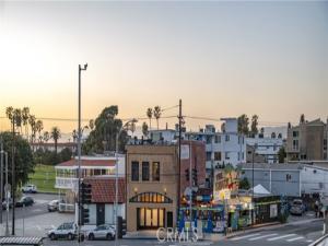 MLS #SR25245654 image #0