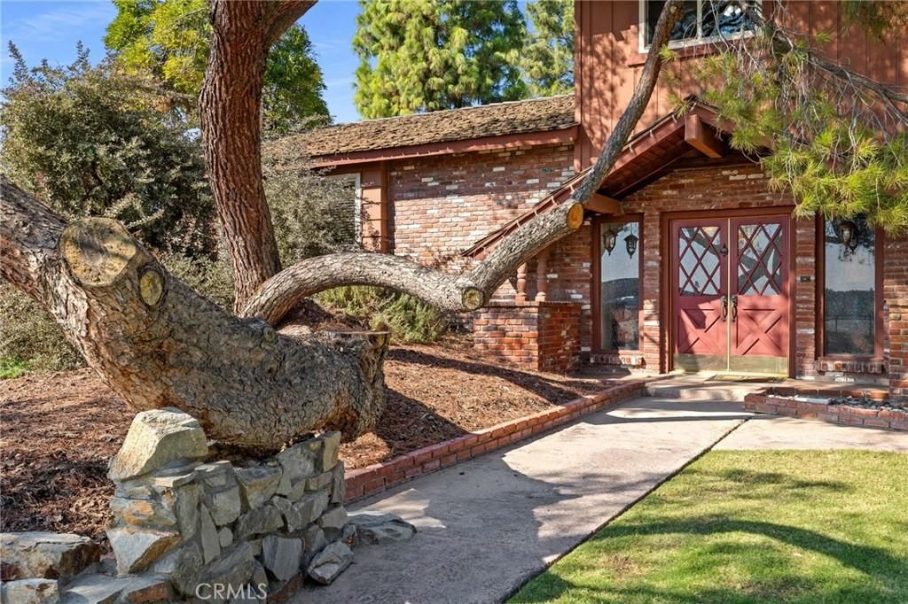 MLS #SR25247070 image #0