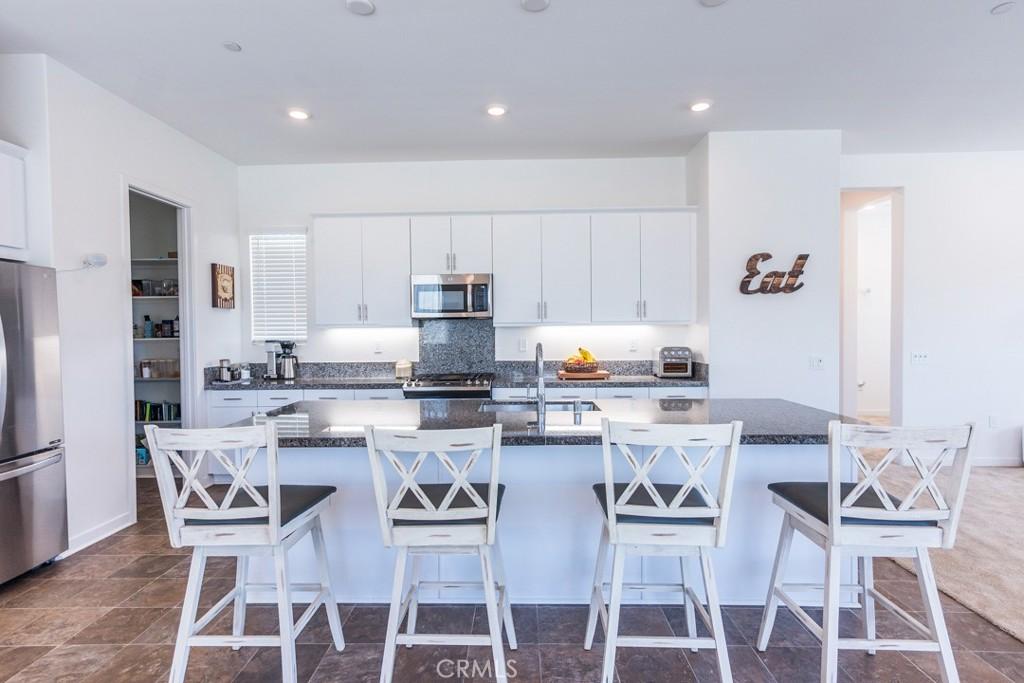 MLS #SR25248408 image #0