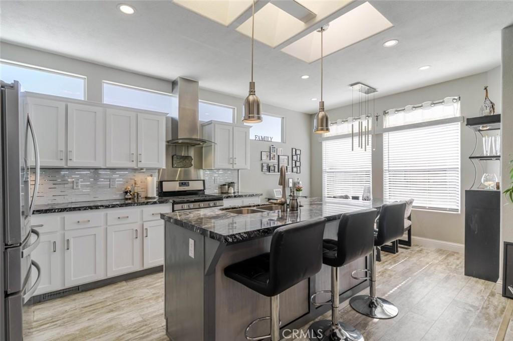 MLS #SR25252544 image #0