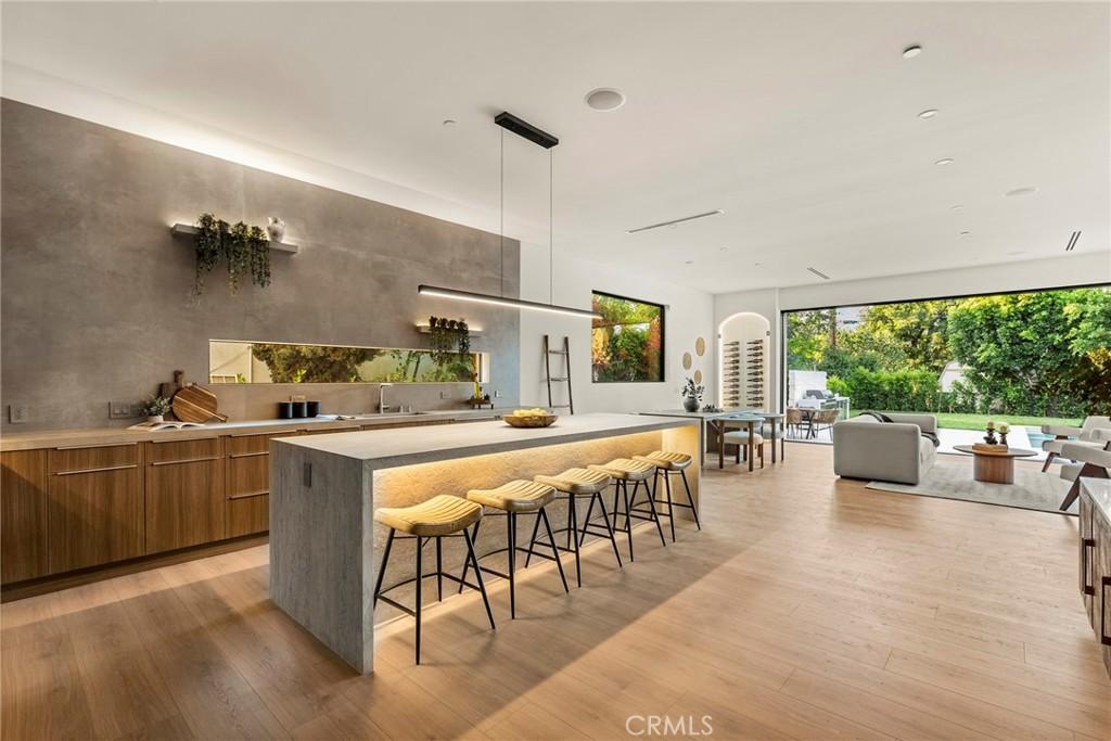 MLS #SR25252788 image #0