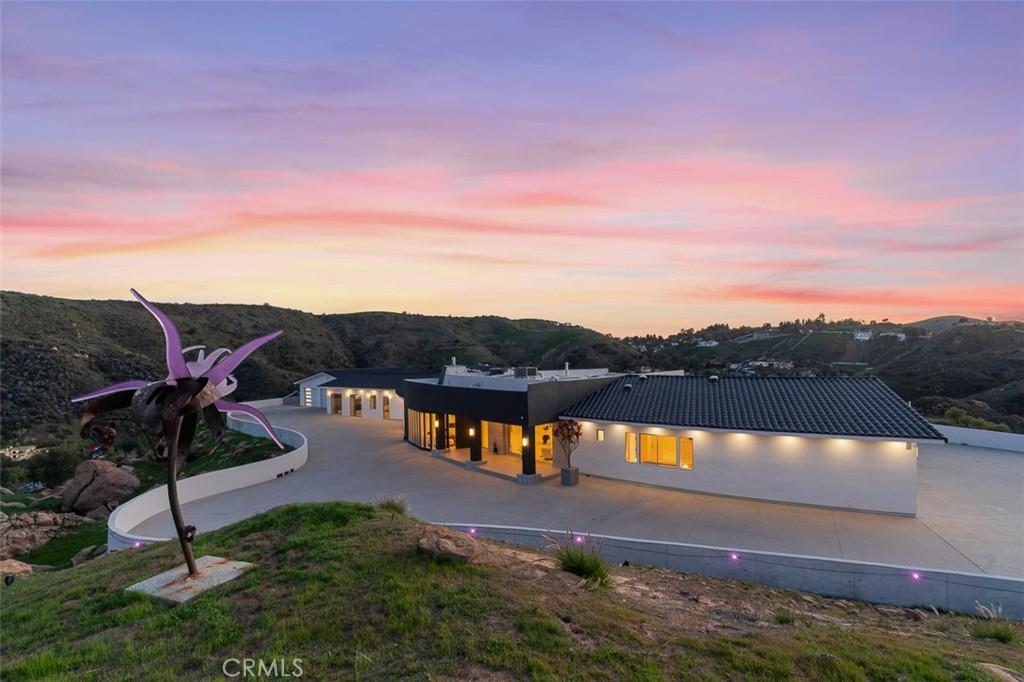 MLS #SR25253481 image #0