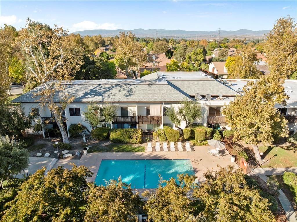 MLS #SR25253580 image #0