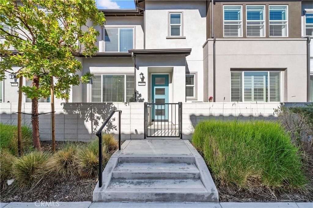 MLS #SR25254071 image #0