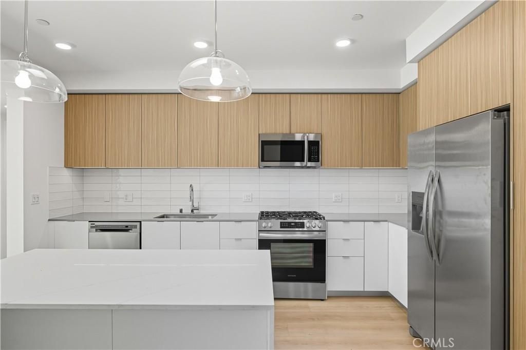 MLS #SR25255831 image #0