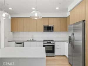 MLS #SR25255831 image #0