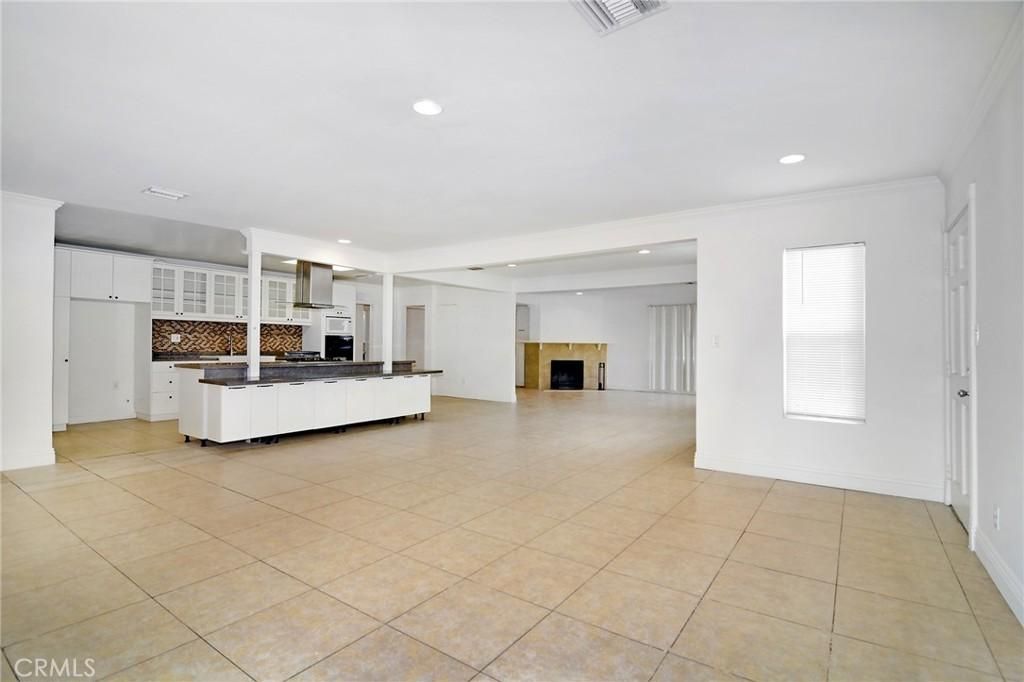 MLS #SR25258471 image #0