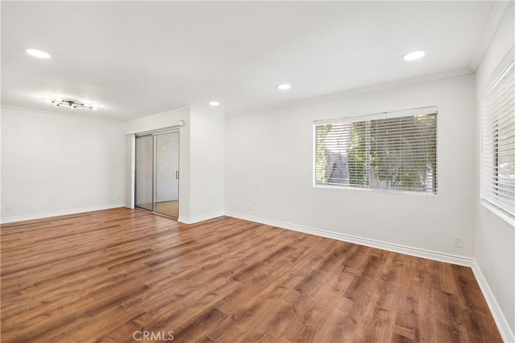 MLS #SR25260382 image #0