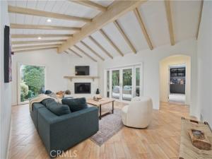 MLS #SR25260391 image #0