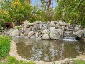 MLS #SR25261110 image #0