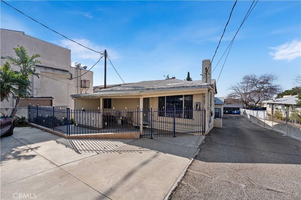 MLS #SR25261621 image #0