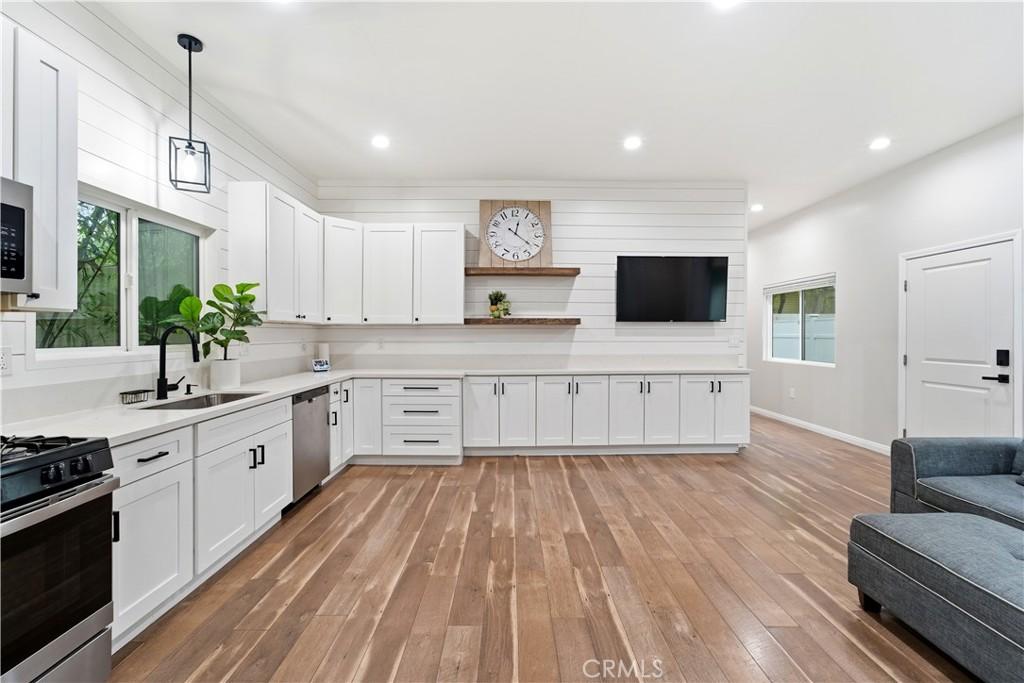 MLS #SR25262316 image #0