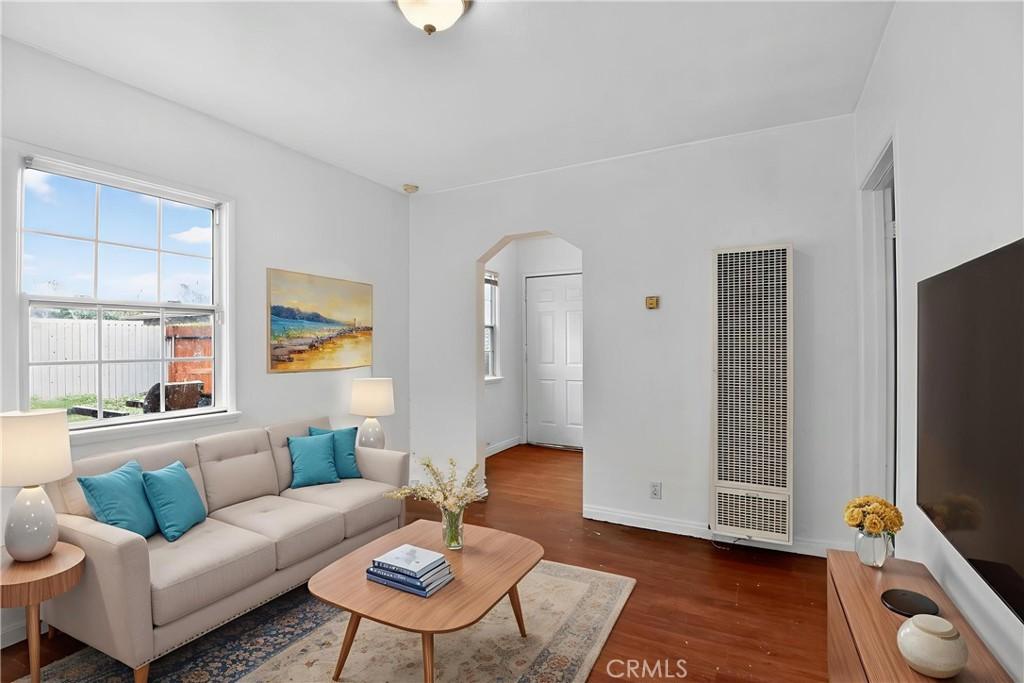 MLS #SR25263792 image #0