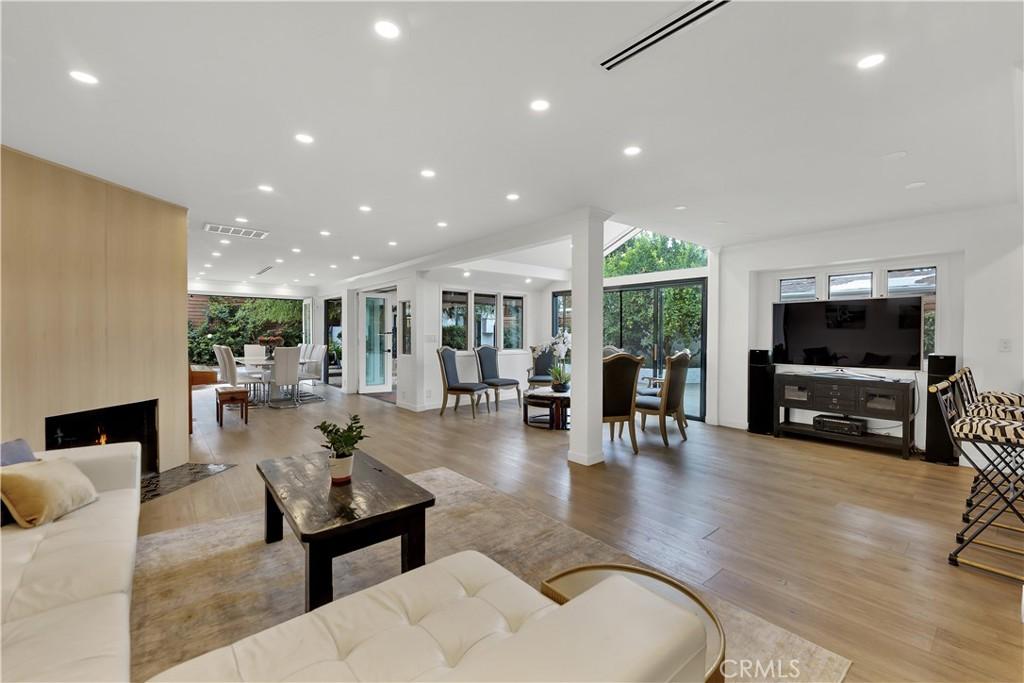 MLS #SR25263975 image #0