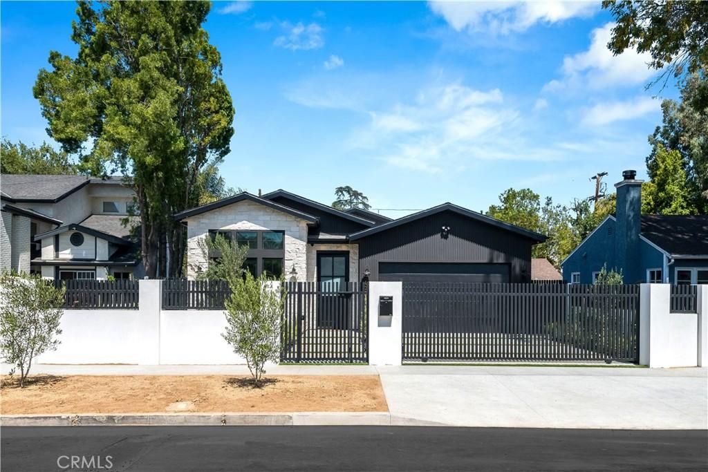 MLS #SR25265131 image #0