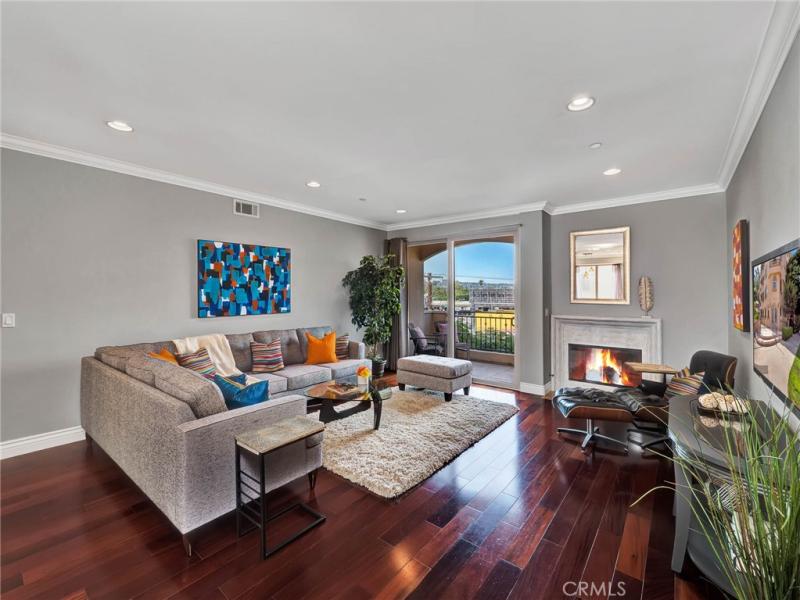 MLS #SR25265158 image #0