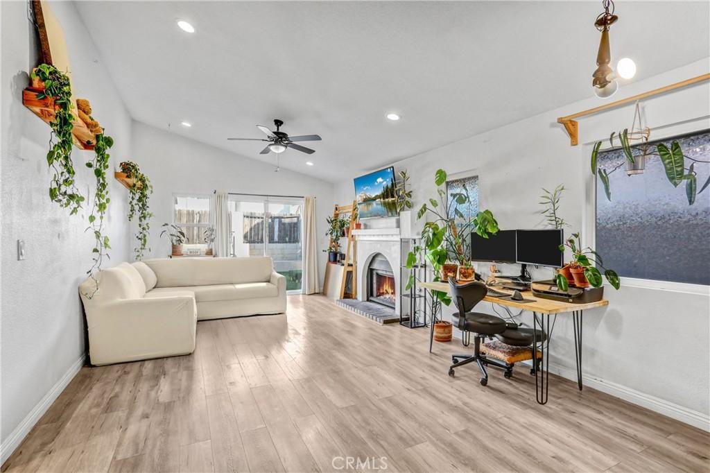 MLS #SR25265407 image #0