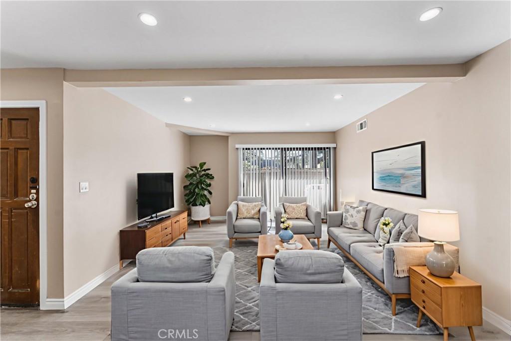 MLS #SR25265704 image #0