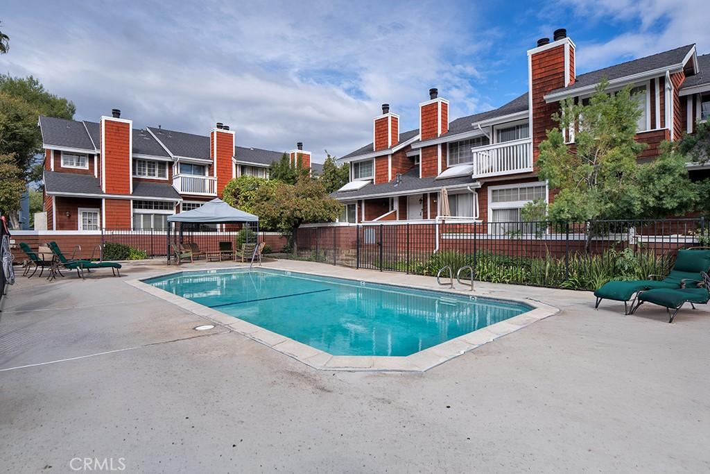 MLS #SR25267338 image #0