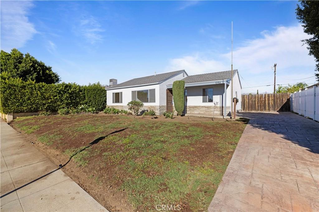 MLS #SR25267391 image #0