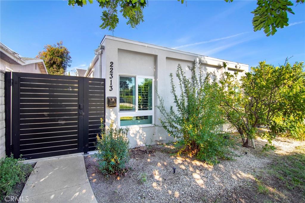 MLS #SR25268277 image #0