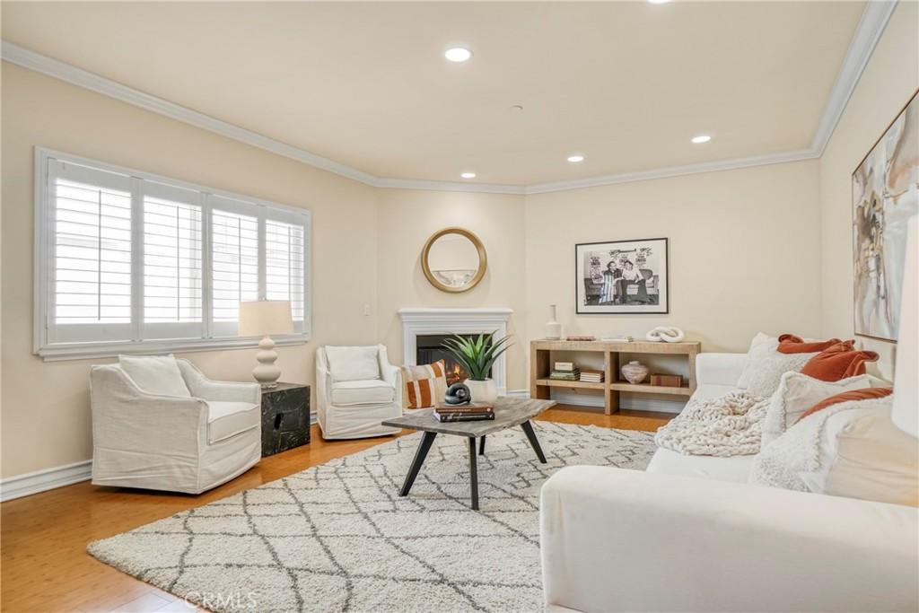 MLS #SR25270284 image #0