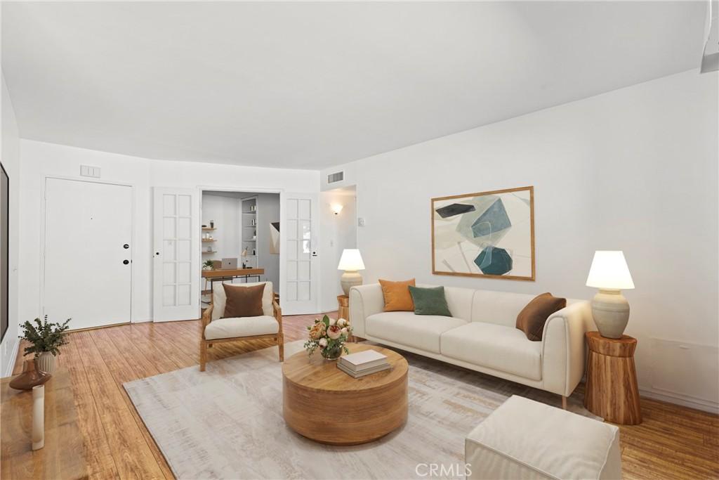 MLS #SR25272037 image #0