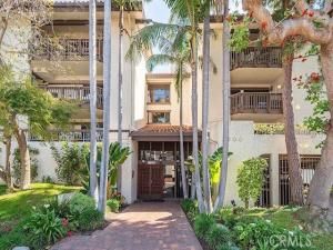 MLS #SR25272874 image #0