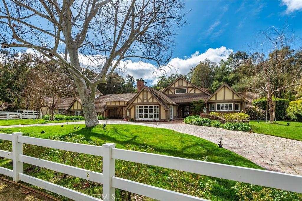 MLS #SR25273371 image #0