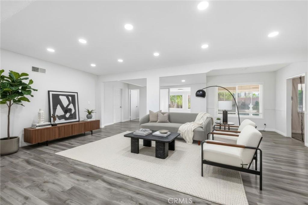 MLS #SR25274550 image #0