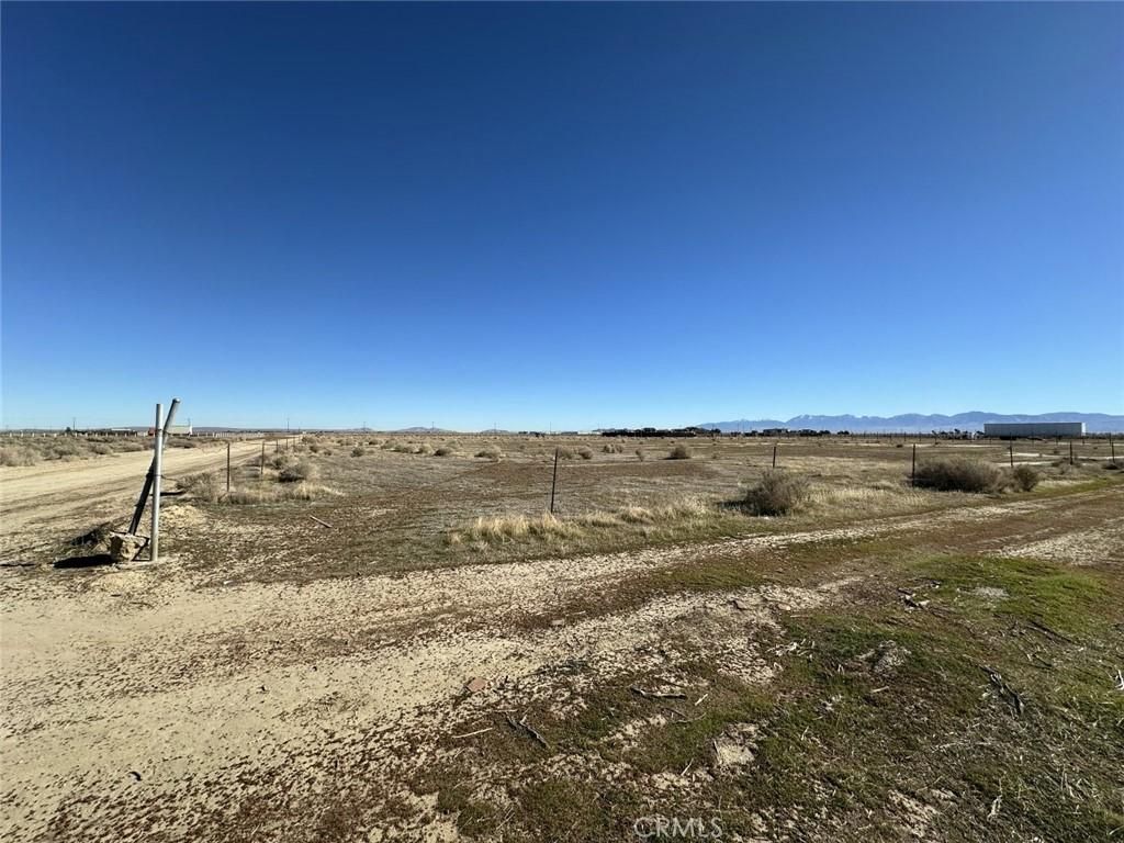 MLS #SR25274655 image #0