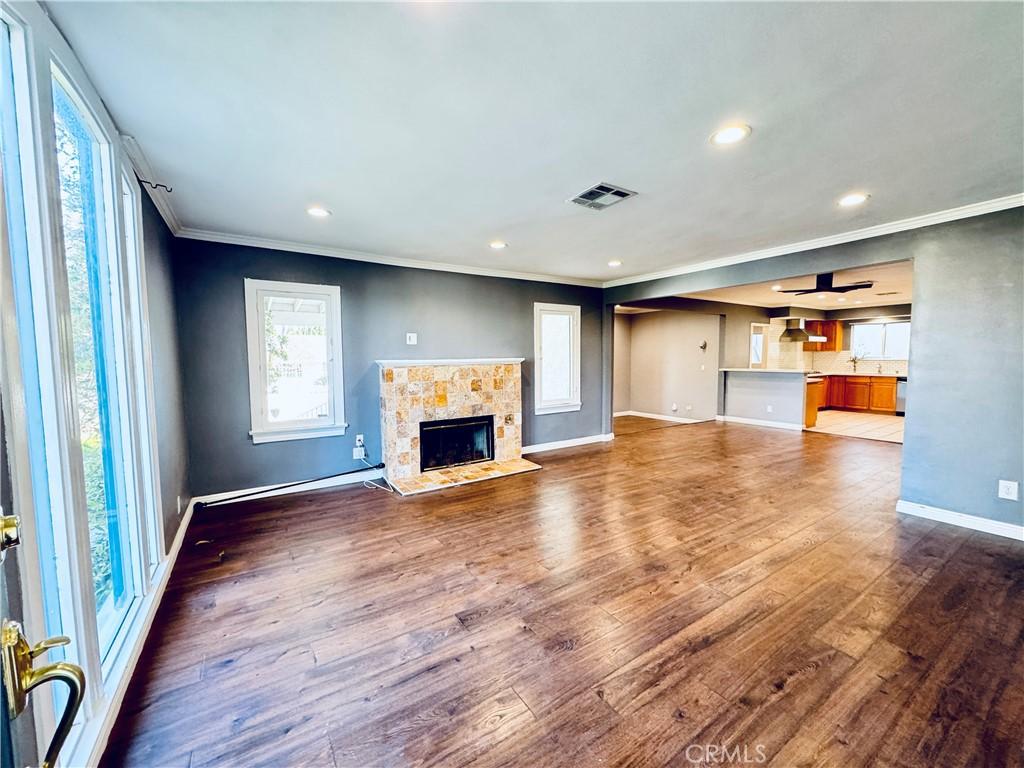 MLS #SR25277110 image #0