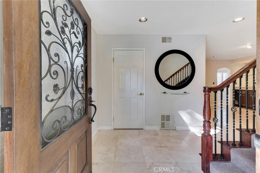 MLS #SR25277763 image #0