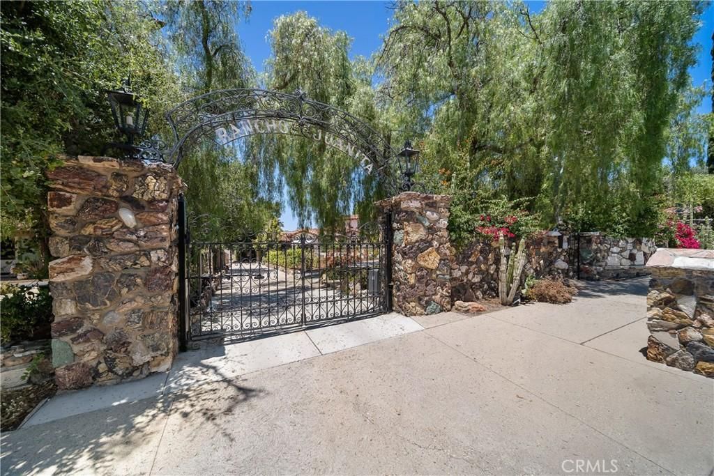 MLS #SR26004962 image #0