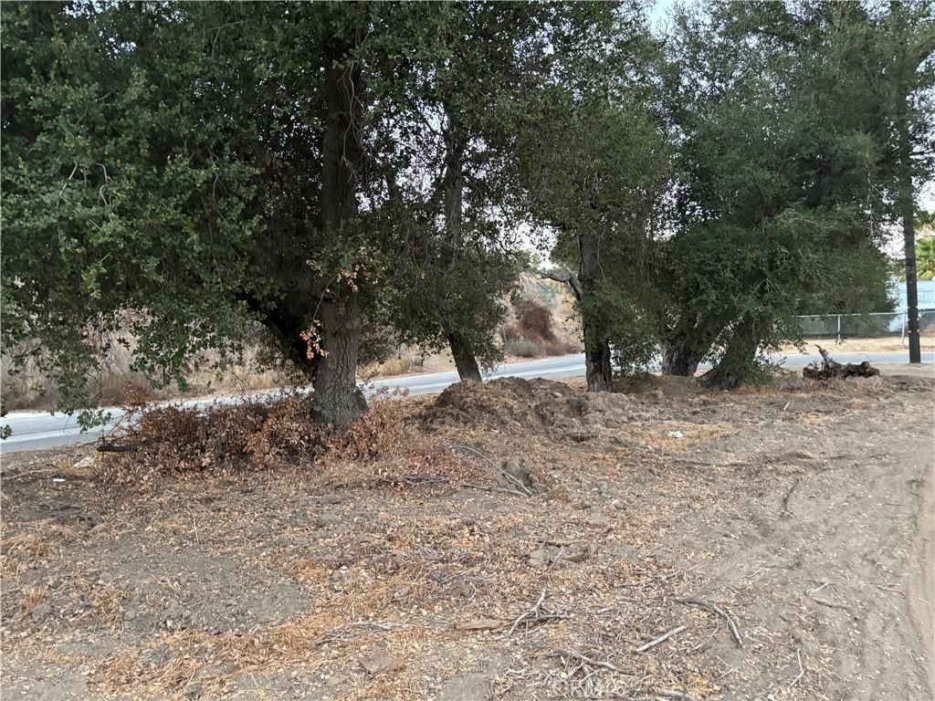 Oakwood AV Lot 194 Val Verde CA 91384 | MLS #SR26019762 41 MLS #SR26019762 image #0