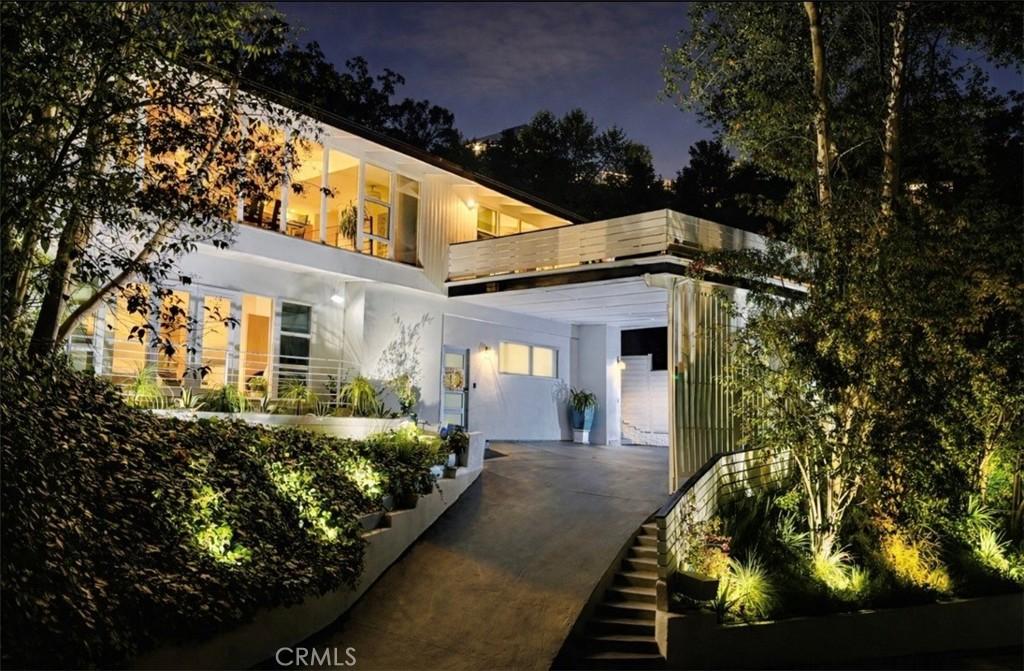 3839 Davana RD Sherman Oaks CA 91423 | MLS #SR26024426 45 MLS #SR26024426 image #0