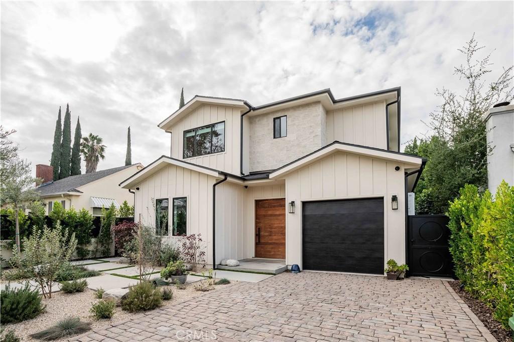 MLS #SR26025663 img 0