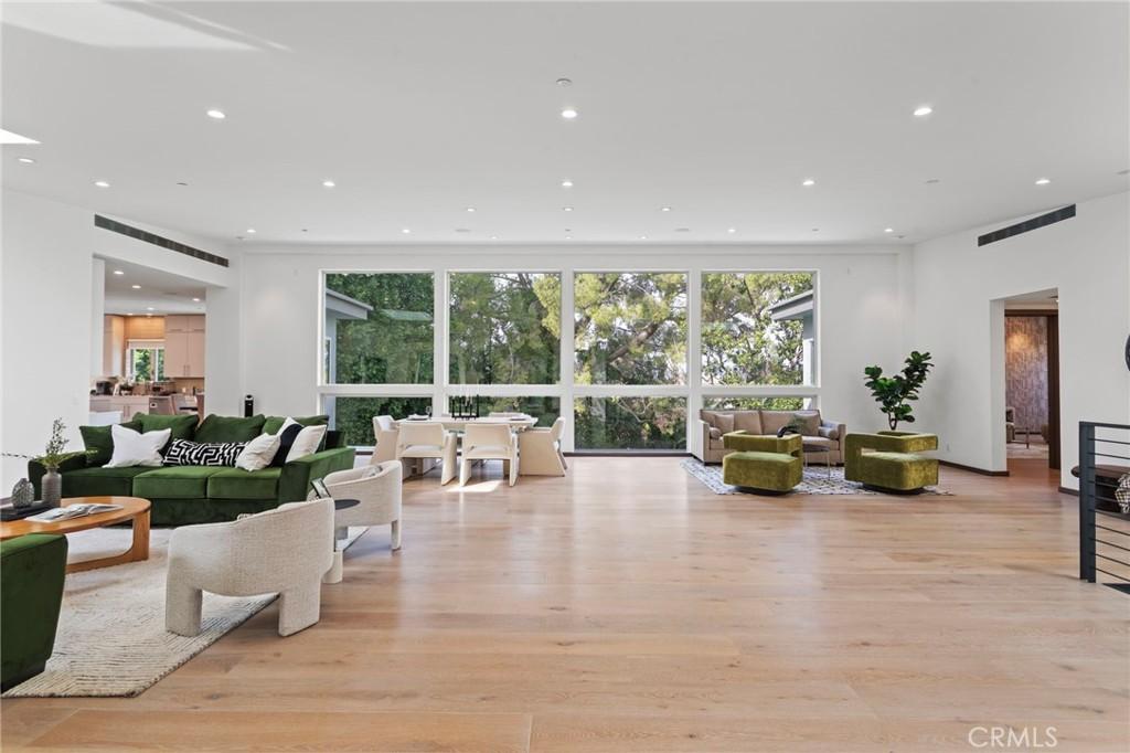 15641 Meadowgate Encino CA 91436 | MLS #SR26032517 45 MLS #SR26032517 image #0