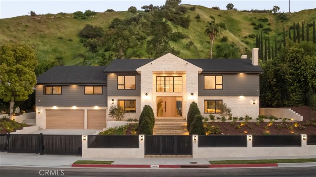 MLS #SR26038279 img 0